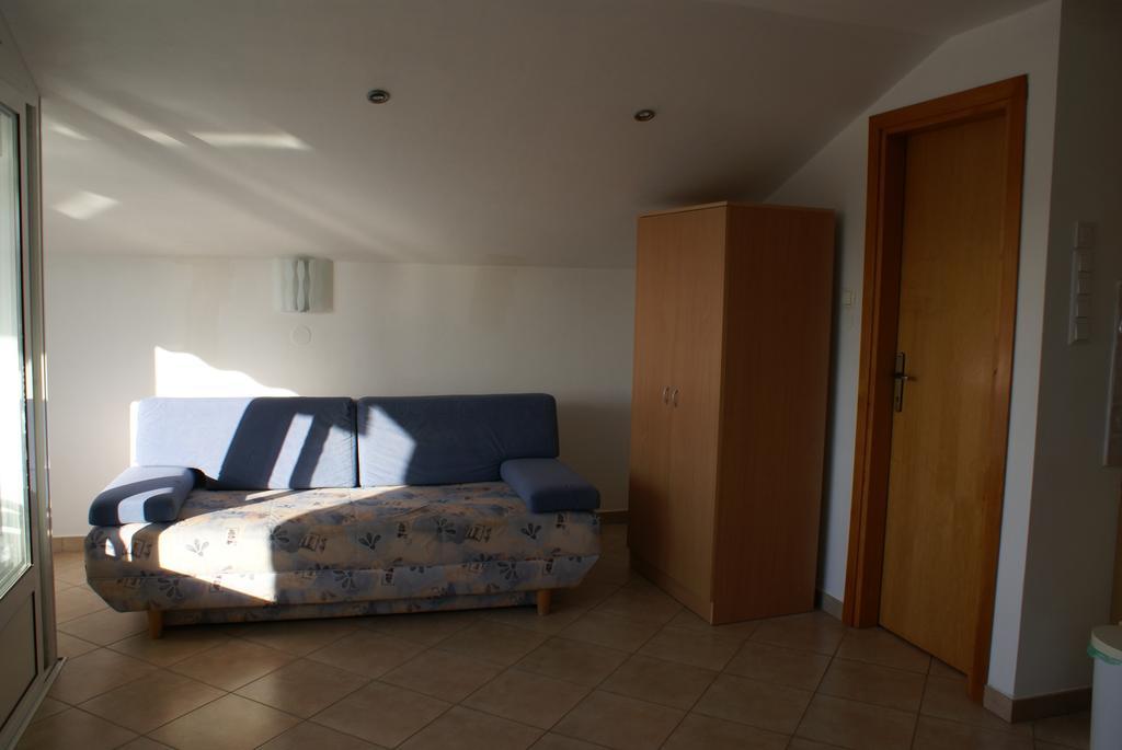 Apartments Robert Porat  Buitenkant foto
